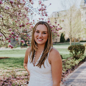 Meet your Posher, Abby